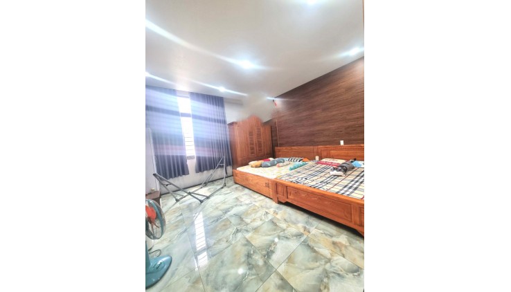 Bán Nhà 4 Tầng Hẻm Xe Hơi 85m2_5*17 Lã Xuân Oai Tăng Nhơn Phú A Thủ Đức Chỉ 6.3 tỷ Hiếm có